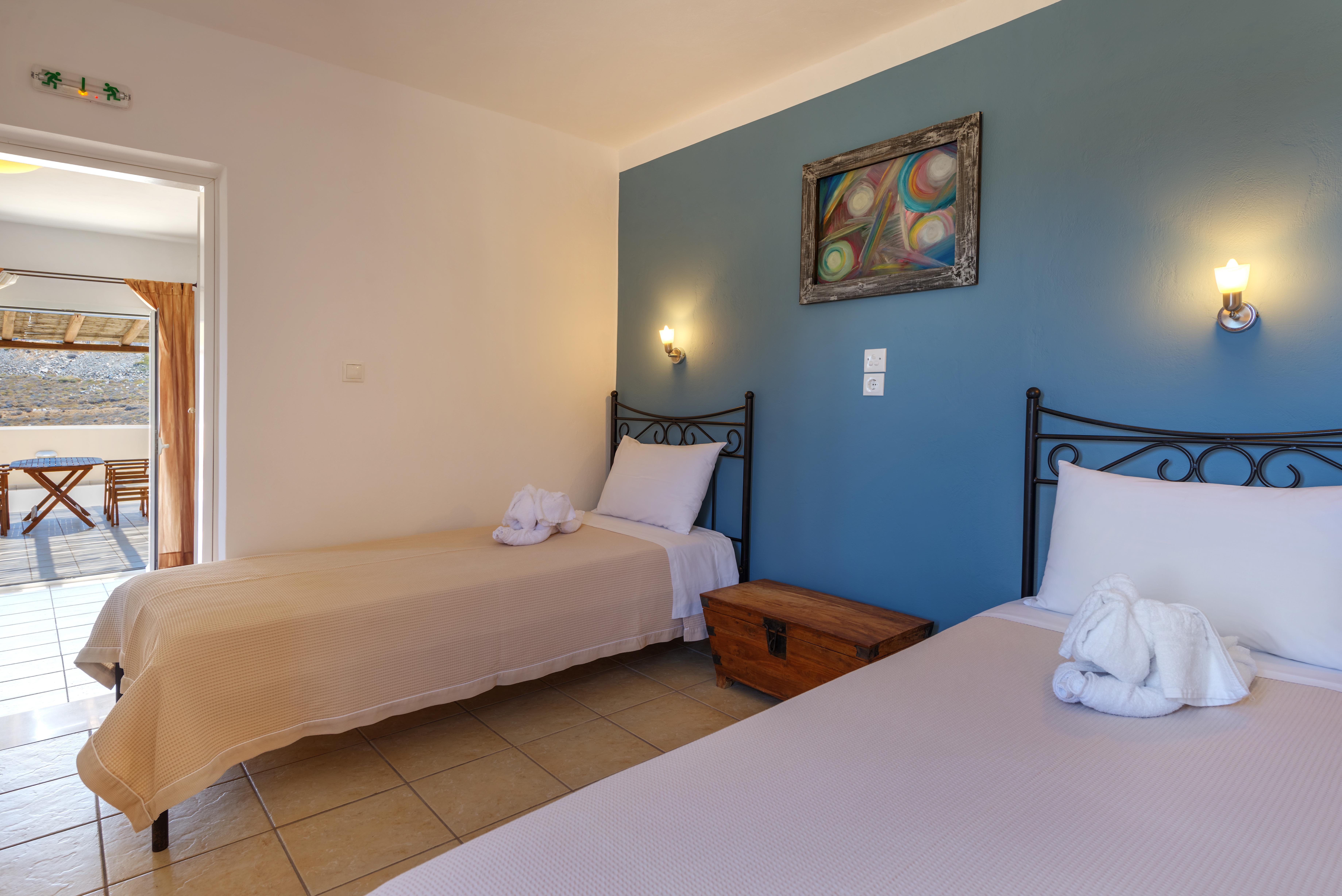 Sunrise Beach Suites Azolimnos Exteriör bild