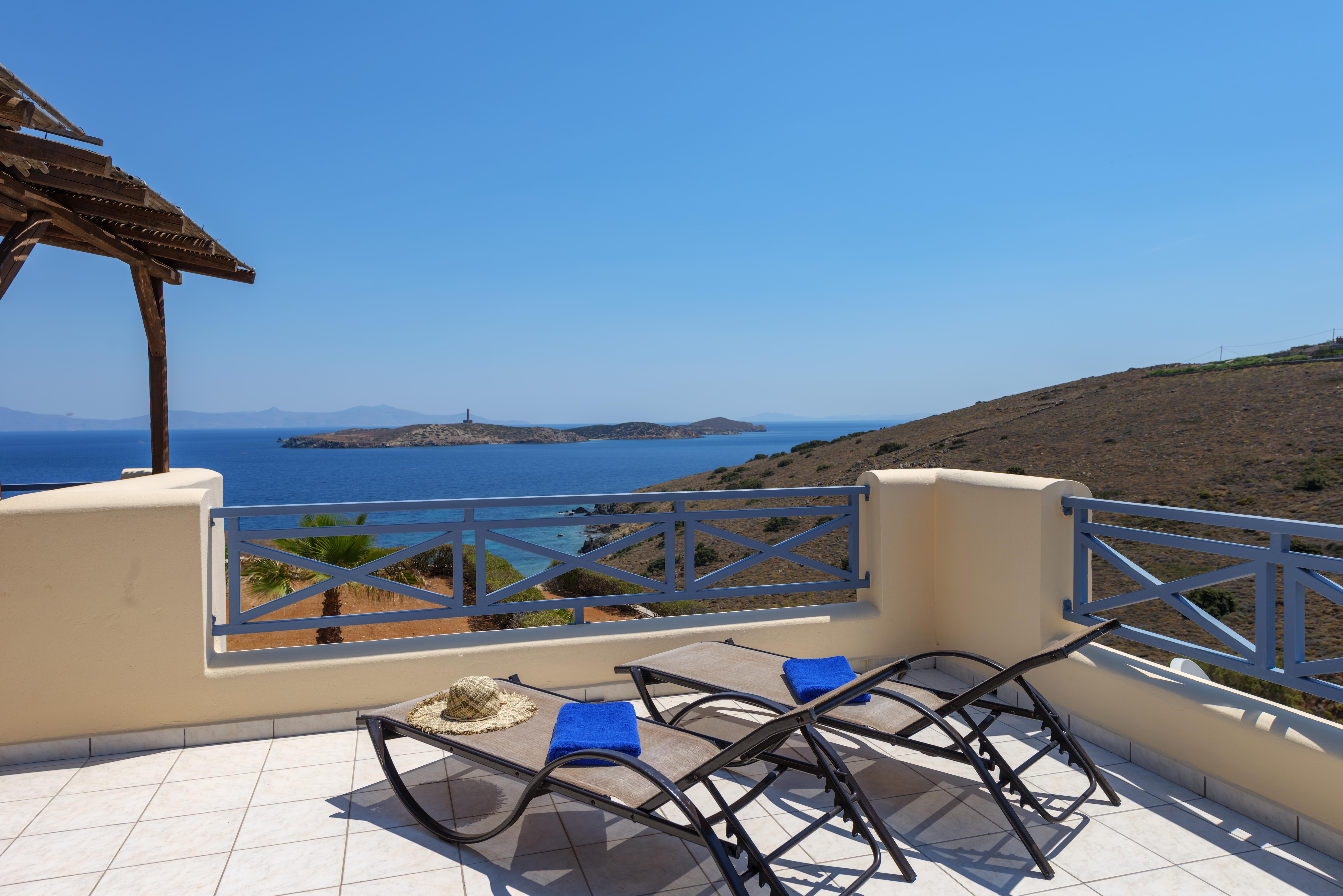 Sunrise Beach Suites Azolimnos Exteriör bild